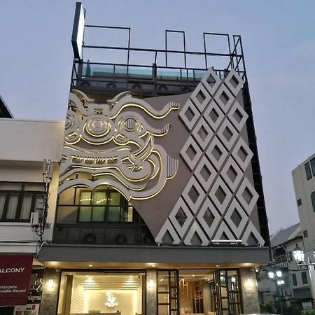 Yakthai Poshtel Bangkok Exterior photo