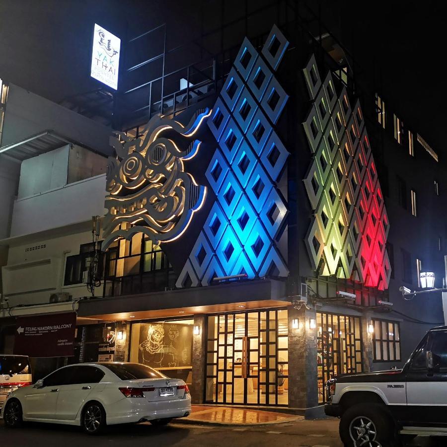 Yakthai Poshtel Bangkok Exterior photo